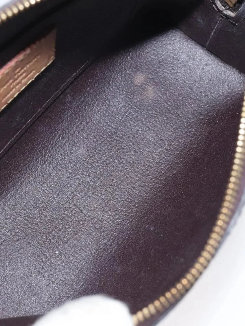 LOUIS VUITTON Monogram Vernis Pochette Cosmetic PM Amarante M91495 Auth 123448 - Picture 9 of 16